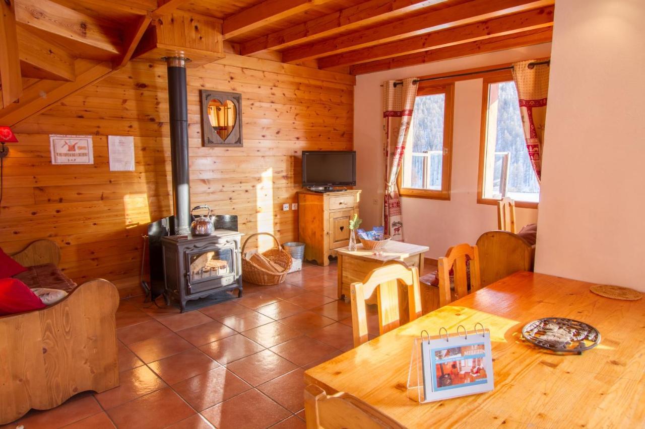 Chalet Le Melezin Hameau Des Chazals Nevache Hautes Alpes Экстерьер фото